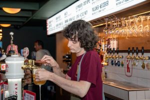 Kapital - Bar Staff